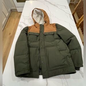Levi's Men's Green and Tan Puffer Jacket